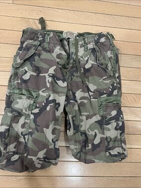Women’s Abercrombie and fitch cargo pants